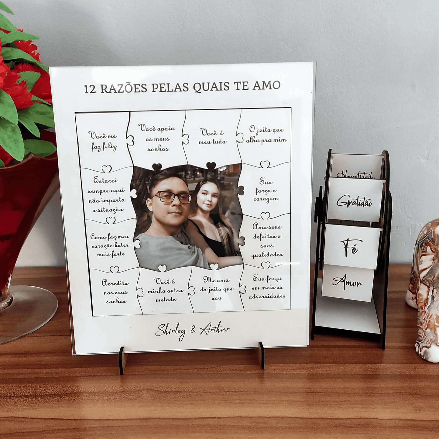 Quadro com 12 Mensagens em forma de Puzzle Branco