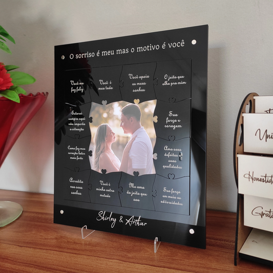 Quadro com 12 Mensagens em forma de Puzzle Preto